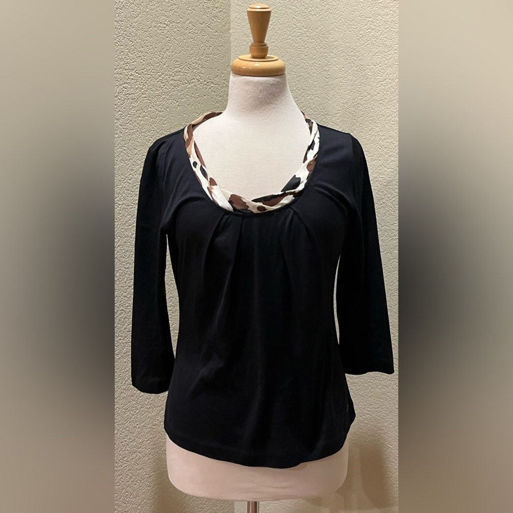 Escada Black Knit Top Blouse Shirt Animal Print Neckline 36 S